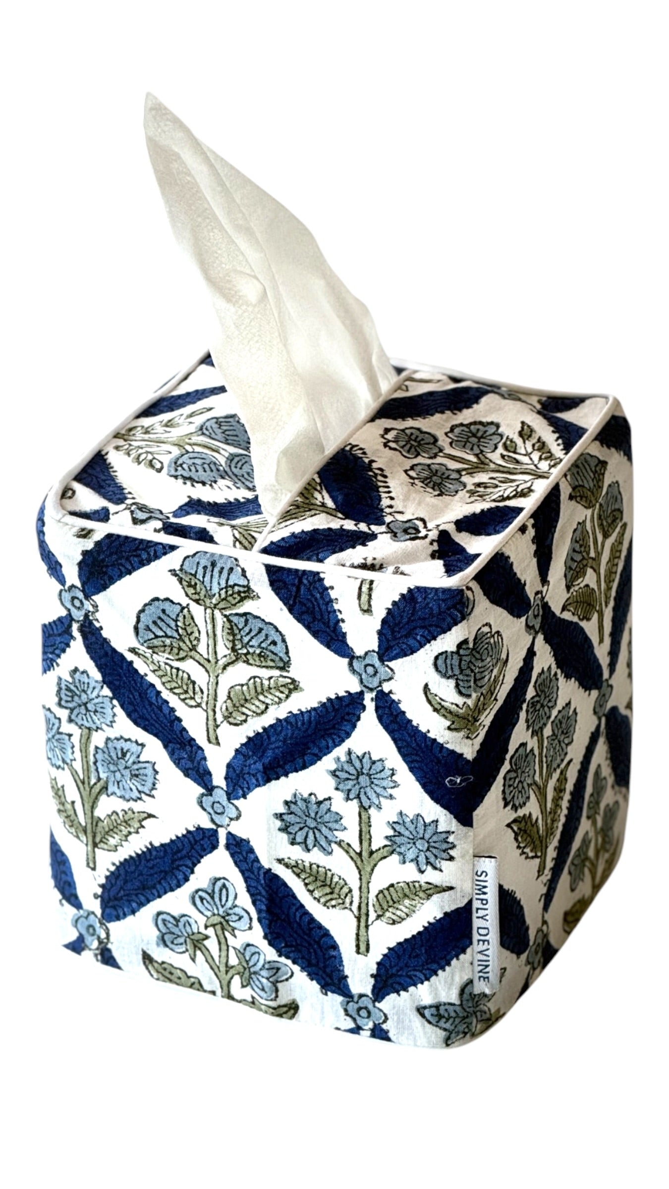 Tissue Box Cover in Vine